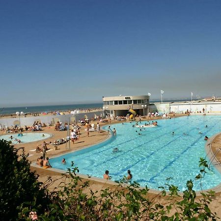 La Reine Des Plages Cls Deauville ทรูวิลล์-ซูร์-แมร์ ภายนอก รูปภาพ